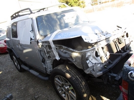 2007 TOYOTA FJ CRUISER SILVER 4.0L AT 4WD Z16347